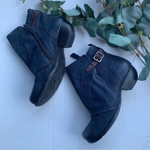 Miz Mooz Mimic Women’s Leather Zipper Ankle Booties in Navy